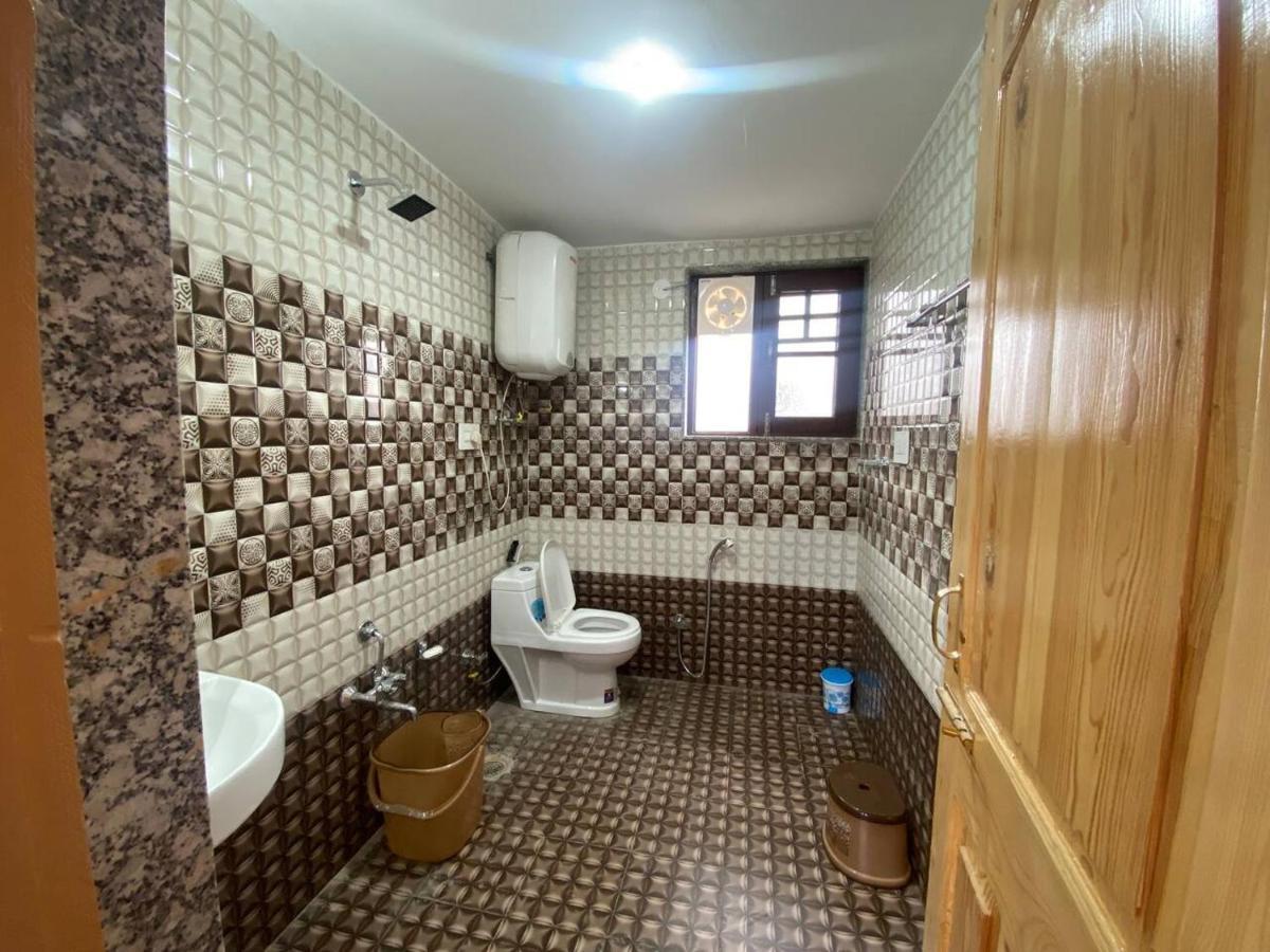 Penthouse Villa Σριναγκάρ Εξωτερικό φωτογραφία