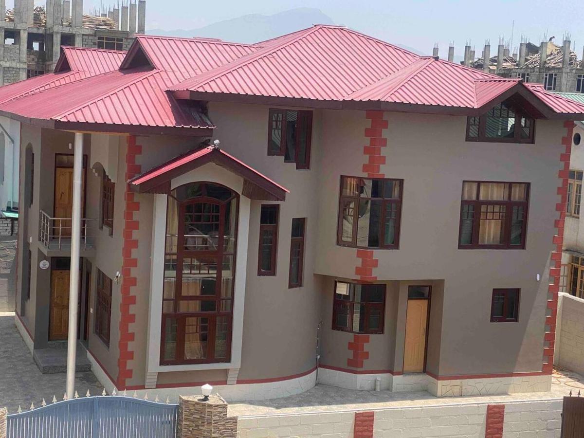 Penthouse Villa Σριναγκάρ Εξωτερικό φωτογραφία